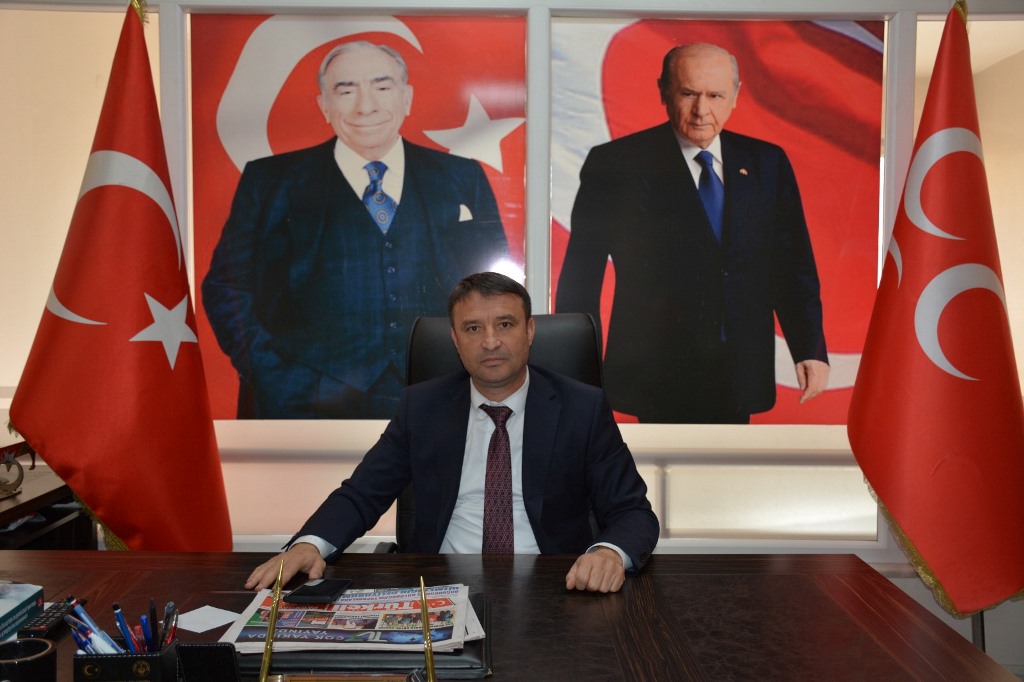 "KADİR GECESİ BİN AYA DEĞER"