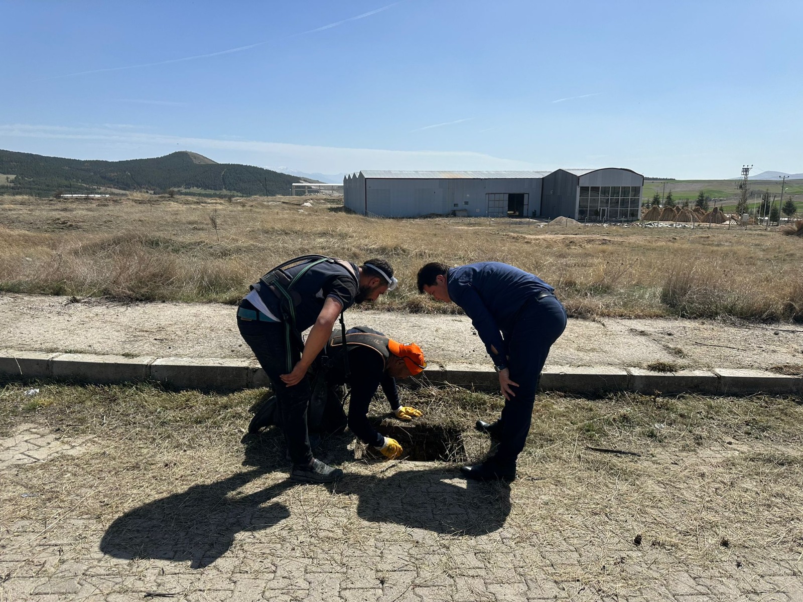 BAŞKAN AYNACI’DAN, İLK ZİYARET OSB’YE