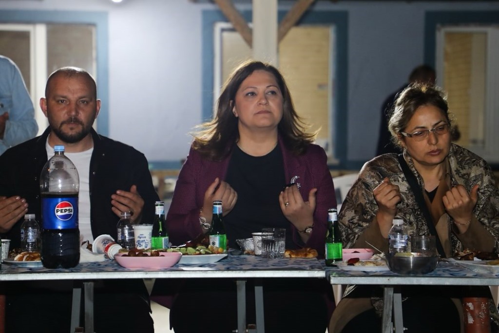 KÖKSAL ŞOFÖR ESNAFIYLA İFTARDA BİR ARAYA GELDİ