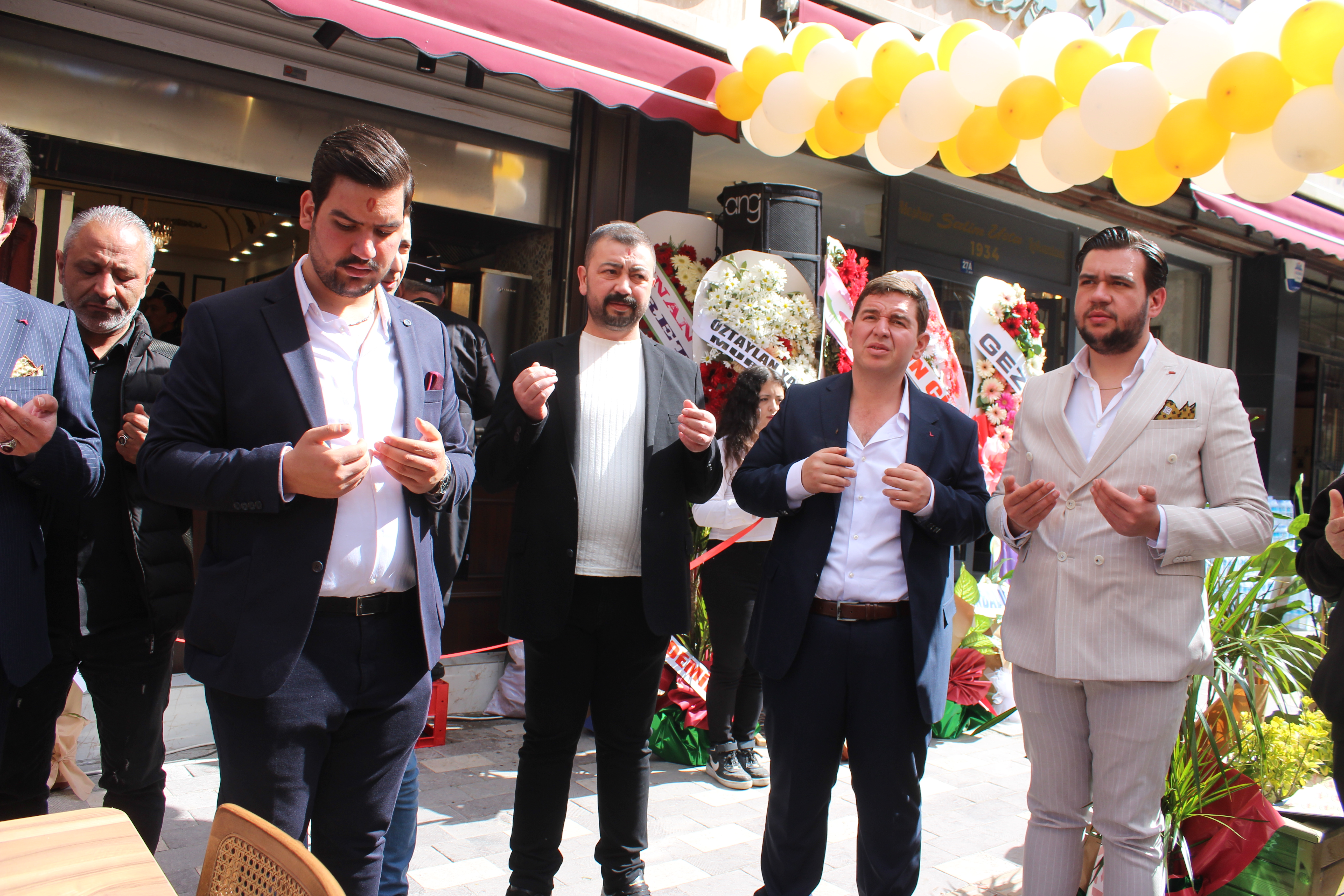 İPEK ET DÖNER, GASTRONOMİ ŞEHRİ AFYON'DA AÇILDI