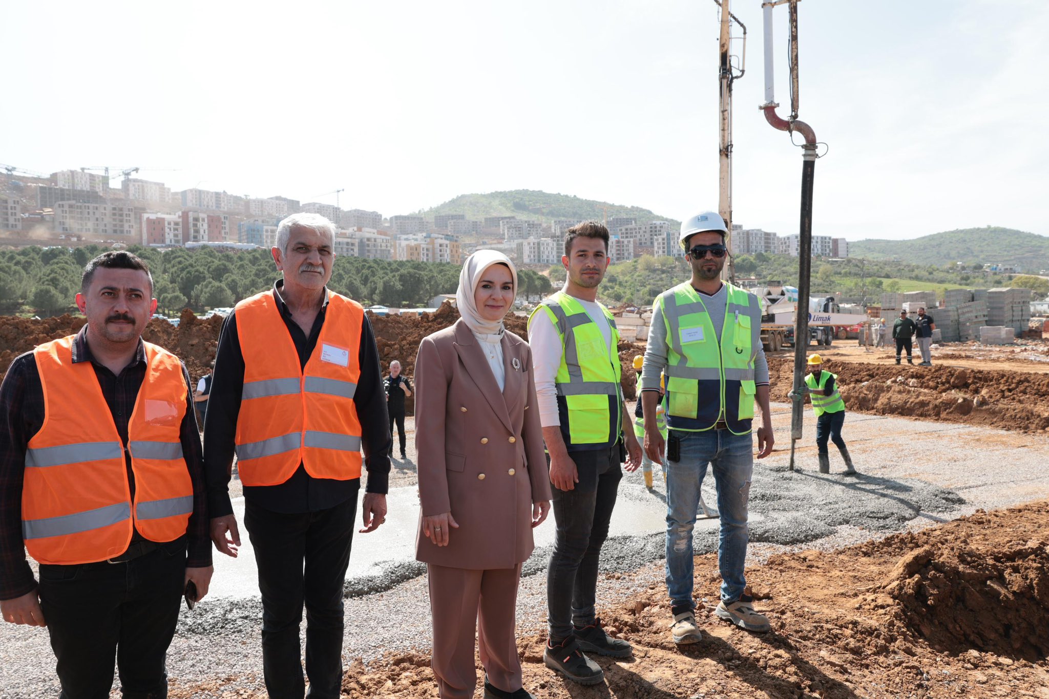 Afyonlu Bakan Göktaş ''Önsen Çocuk Evlerinin Temelini Attık''