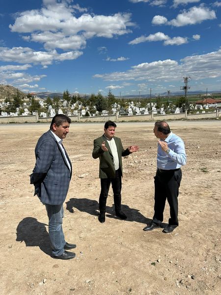 Kabristanlık Bakımları Sürüyor Başkan Aynacı Yerinde İnceledi