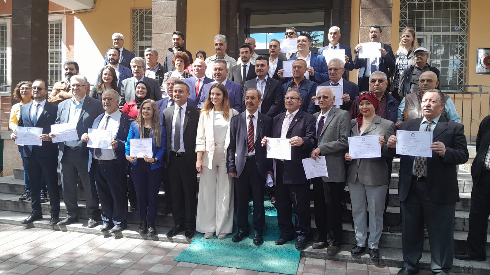 CHP'de Mazbata Sevinci İşte O İsimler