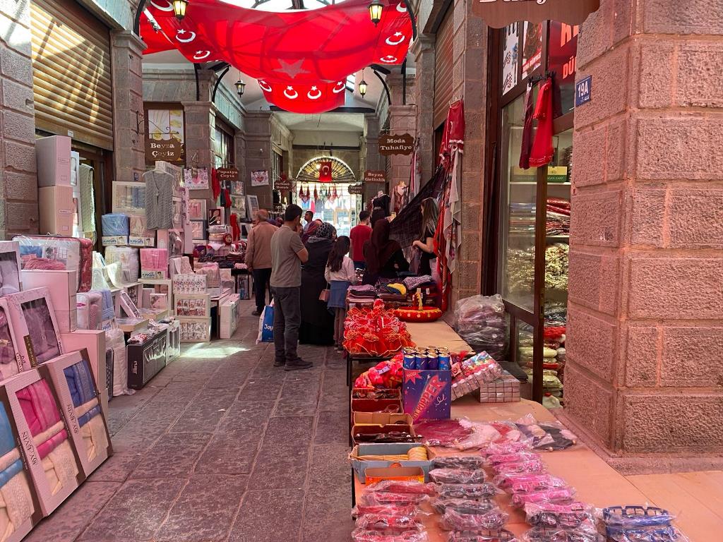 BAYRAM HAZIRLIKLARI BAŞLADI
