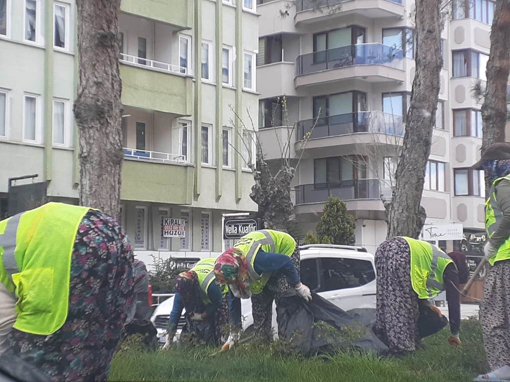 BAYRAM COŞKUSU ÖNCESİ AFYONKARAHİSAR'DA BÜYÜK HAZIRLIK
