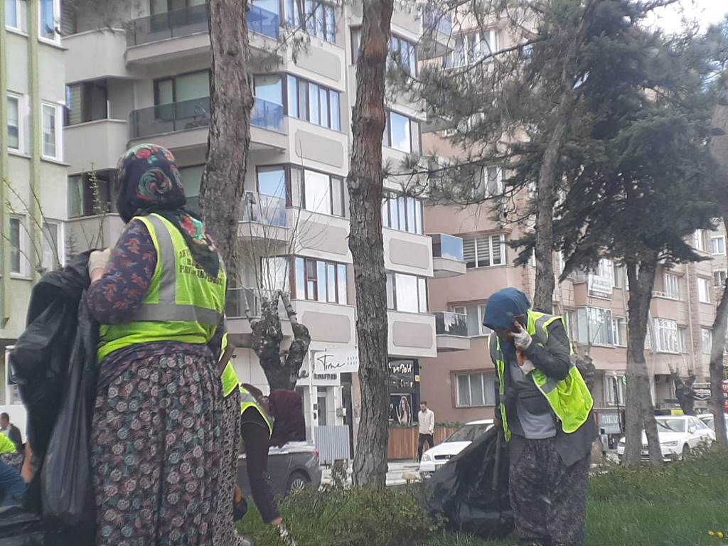 BAYRAM COŞKUSU ÖNCESİ AFYONKARAHİSAR'DA BÜYÜK HAZIRLIK