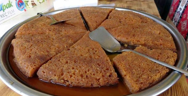 AFYON’UN MEŞHUR TATLISI’NA YOĞUN  İLGİ