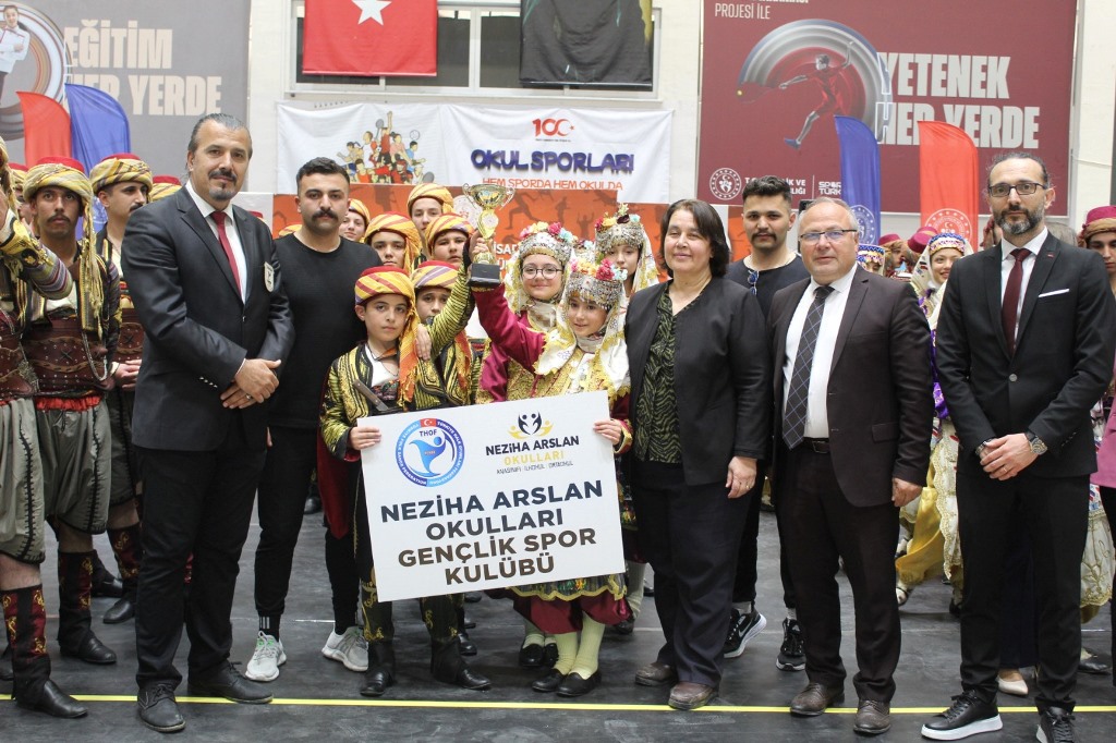 HALK OYUNLARI YARIŞMALARI TAMAMLANDI
