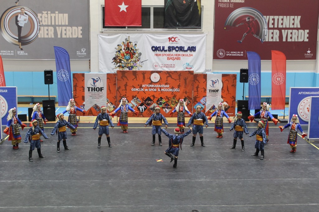 HALK OYUNLARI YARIŞMALARI TAMAMLANDI