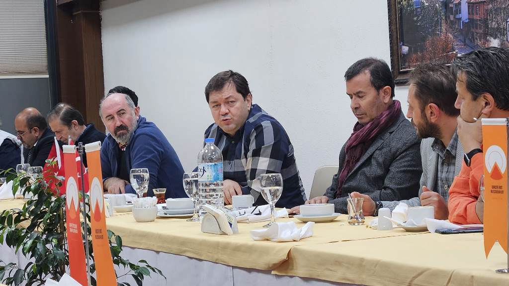 "AFYON SPOR BASINI TÜRKİYE'YE ÖRNEK"