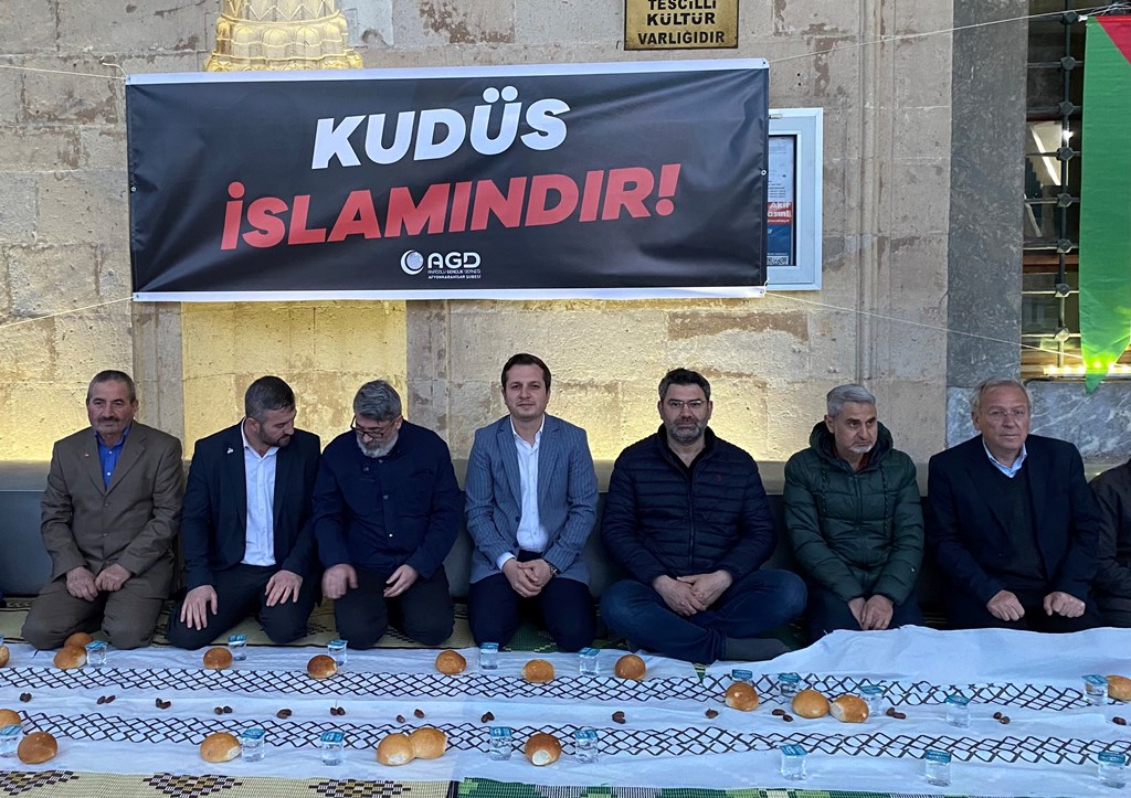 AGD ÜMMET İFTARI DÜZENLEDİ