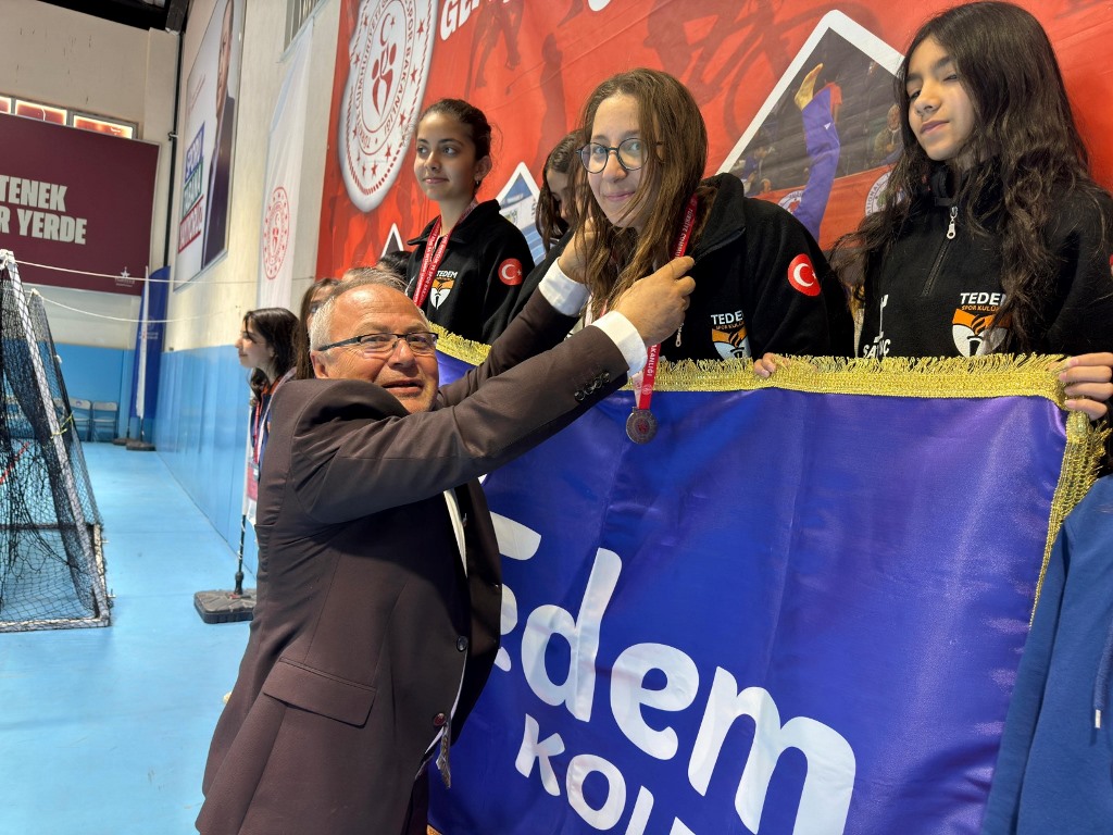 SATRANÇ GRUP MÜSABAKALARI SONA ERDİ