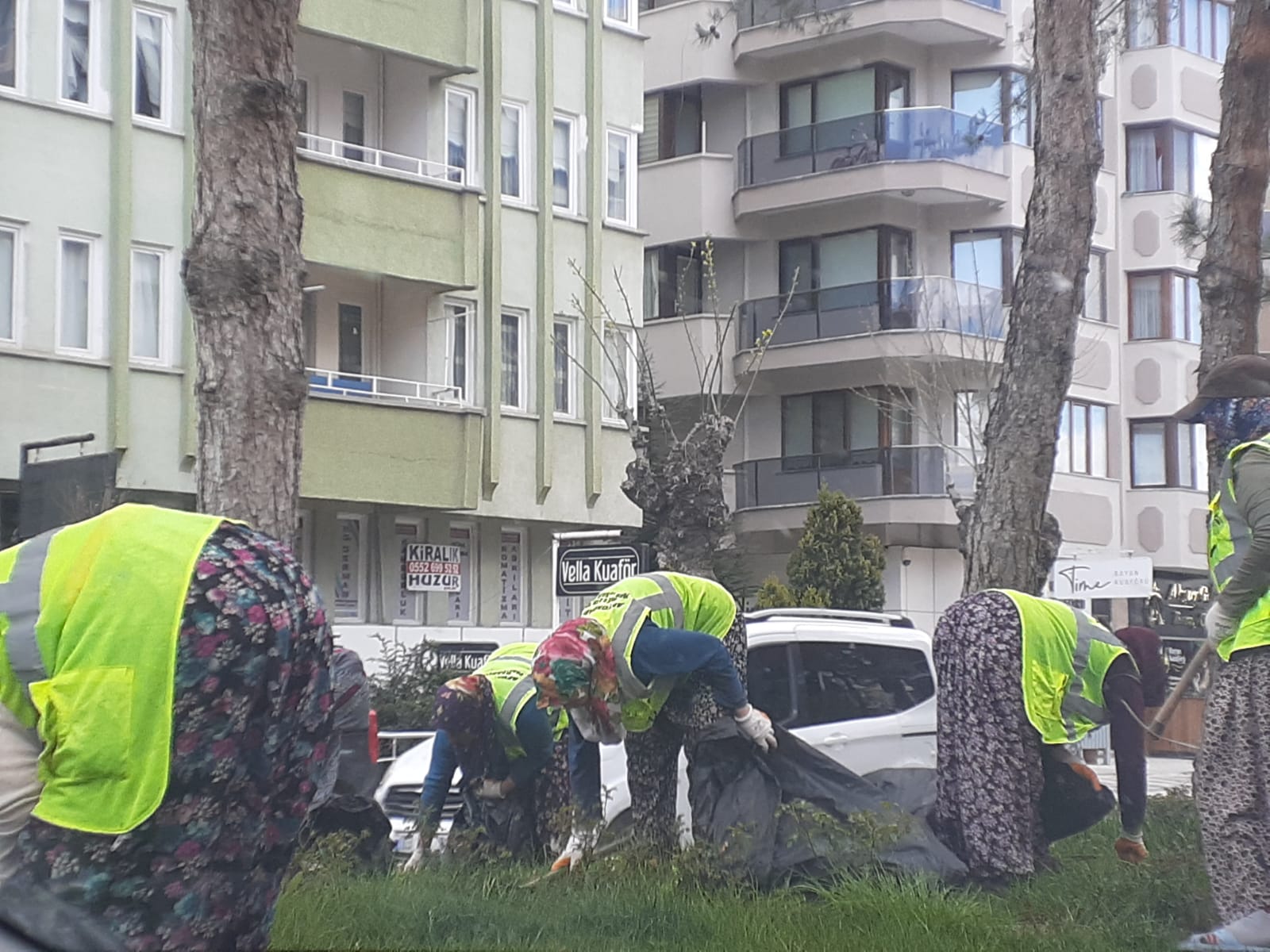 Bayram Coşkusu Öncesi Afyonkarahisar'da Büyük Hazırlık: Yeşil Alanlardan Kavşaklara, Her Noktada Çalışma Var!