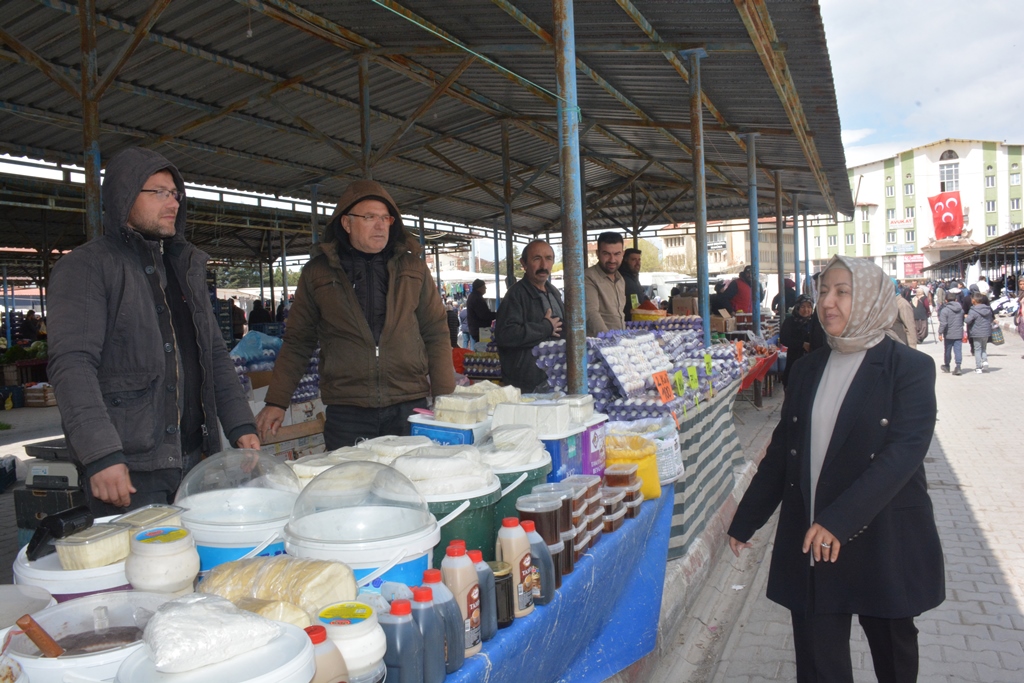 BAŞKAN KILINÇARSLAN, PAZAR YERİNİ GEZDİ