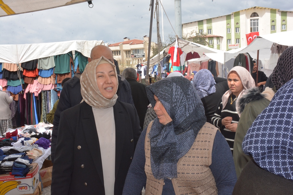 BAŞKAN KILINÇARSLAN, PAZAR YERİNİ GEZDİ