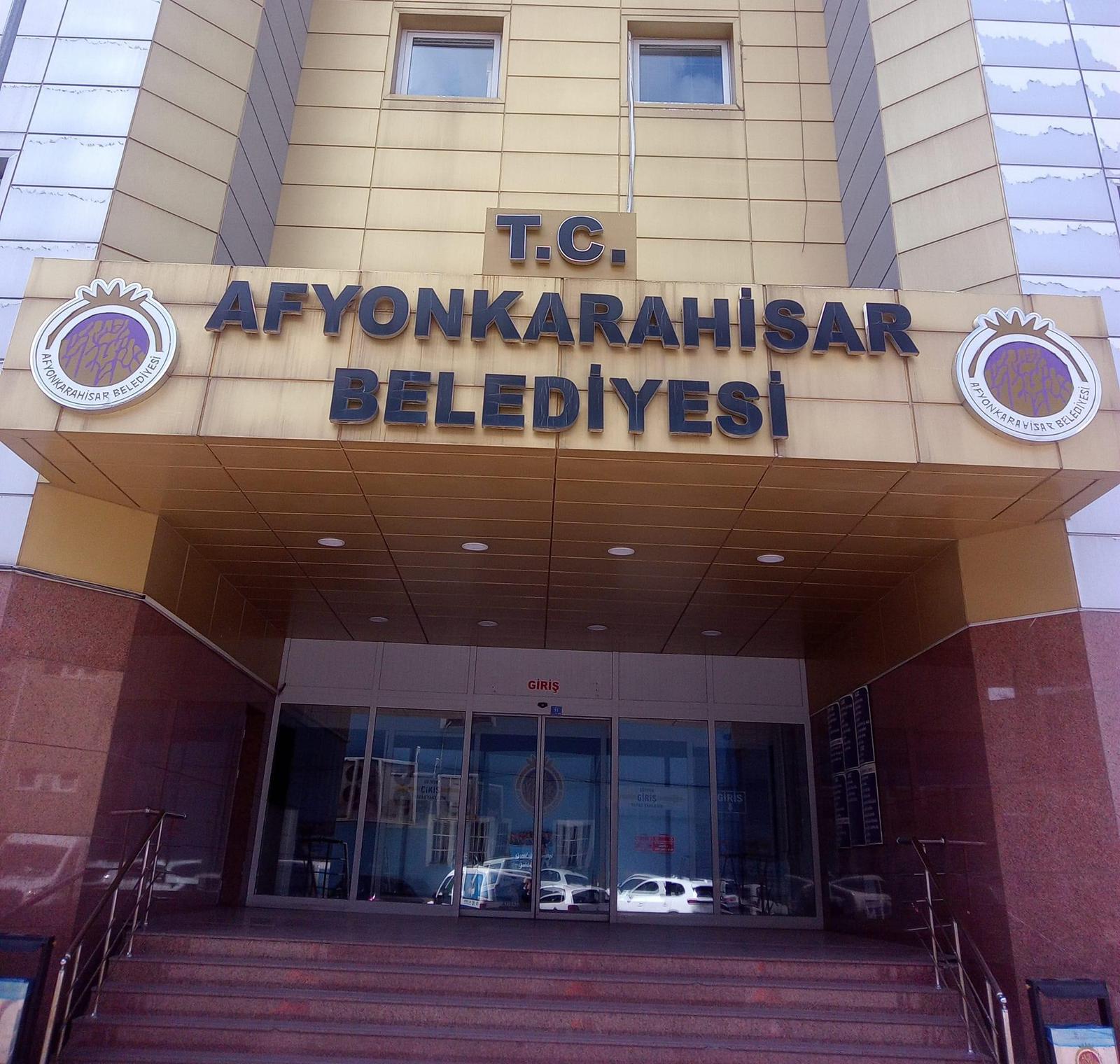 Belediyeye T.C. İbaresi Geri Geldi