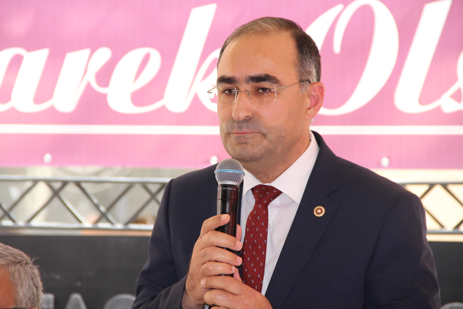 MİLLETVEKİLİ ARSLAN İSLAM ALEMİNİN BAYRAMINI KUTLADI