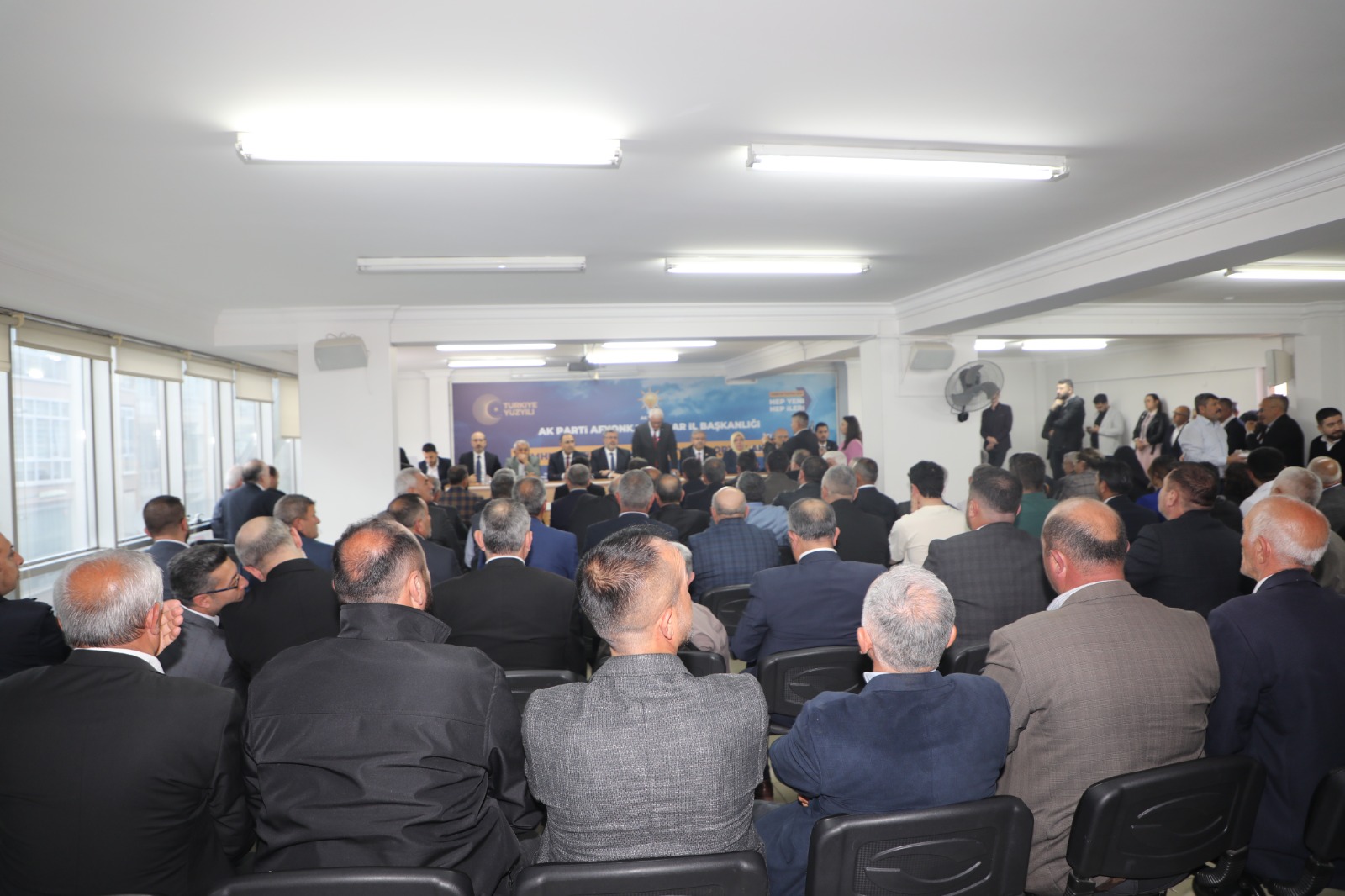AK PARTİ AFYONKARAHİSAR TEŞKİLATINDA COŞKULU BAYRAMLAŞMA
