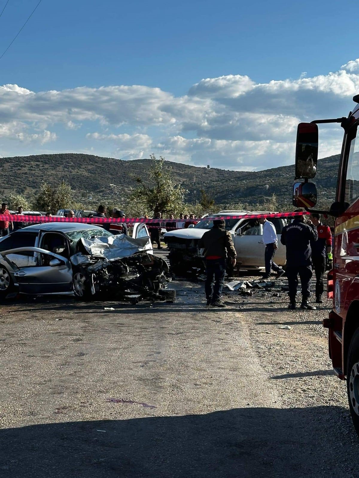 İki Aracın Çarpıştığı Kazada Karı Koca Öldü