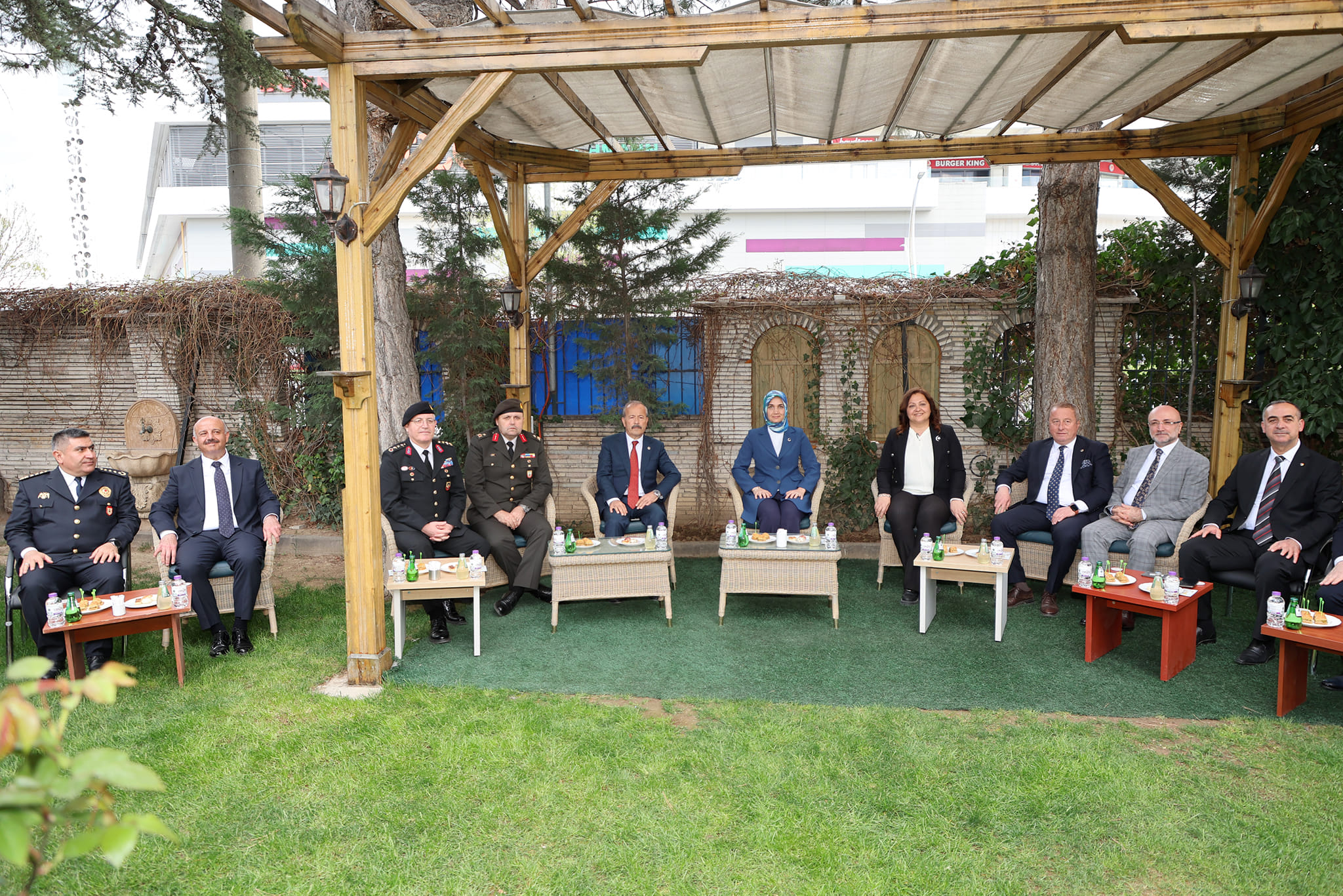PROTOKOL İL JANDARMA KOMUTANLIĞINDA BAYRAMLAŞTI
