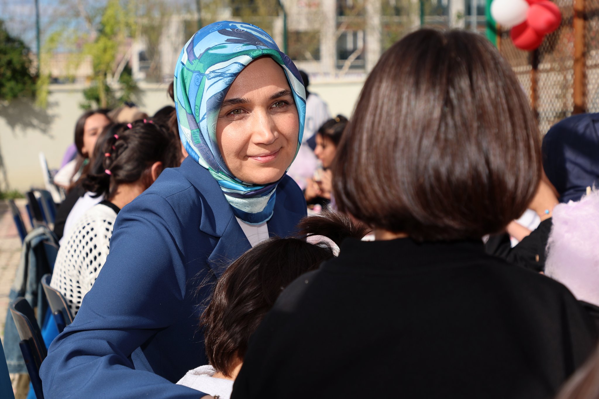 Vali Yiğitbaşı, Çocuk Evleri Sitesinde Bayram Sevinci Yaşattı