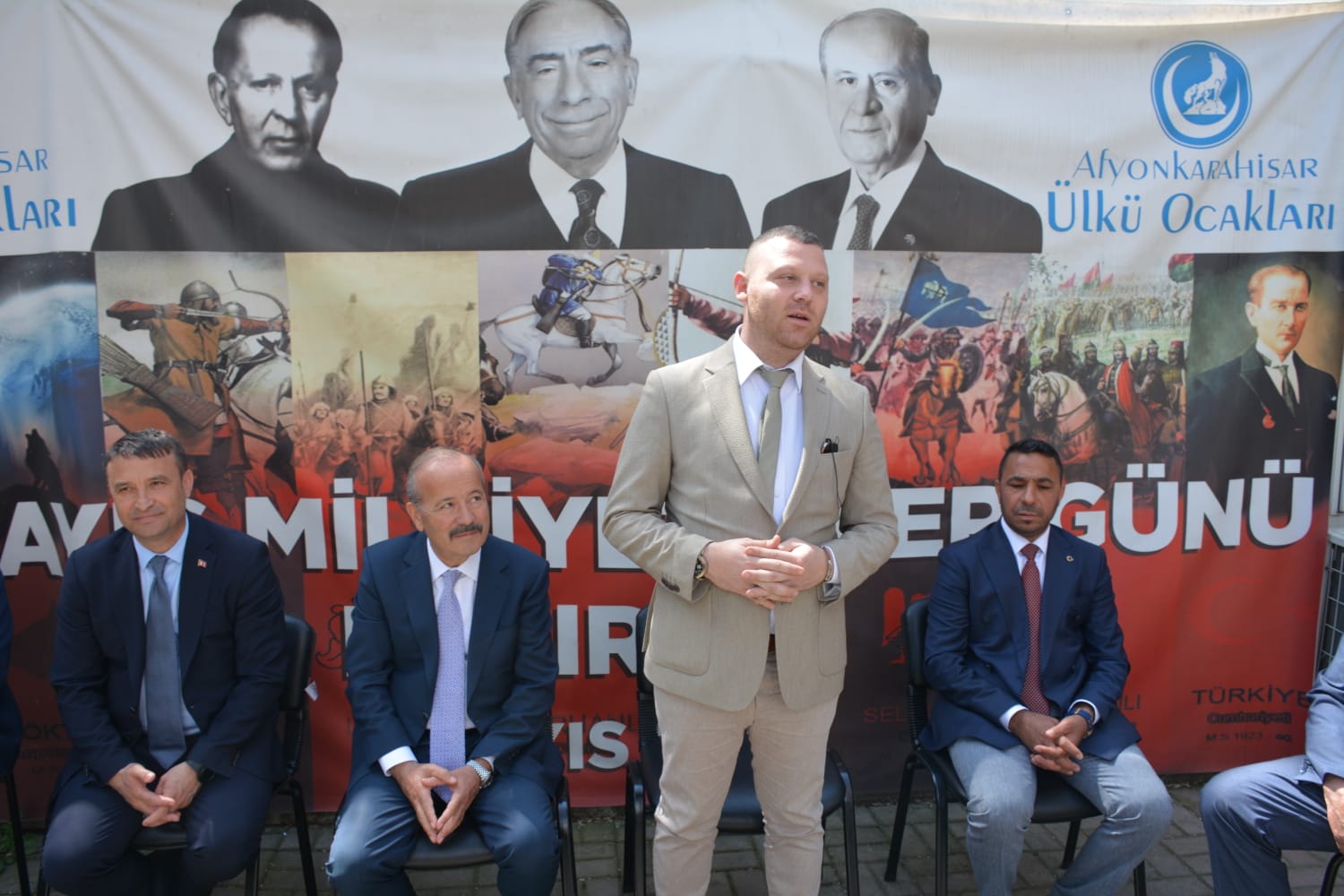 TAYTAK ÜLKÜ OCAKLARINDAKİ BAYRAMLAŞMA PROGRAMINA KATILDI