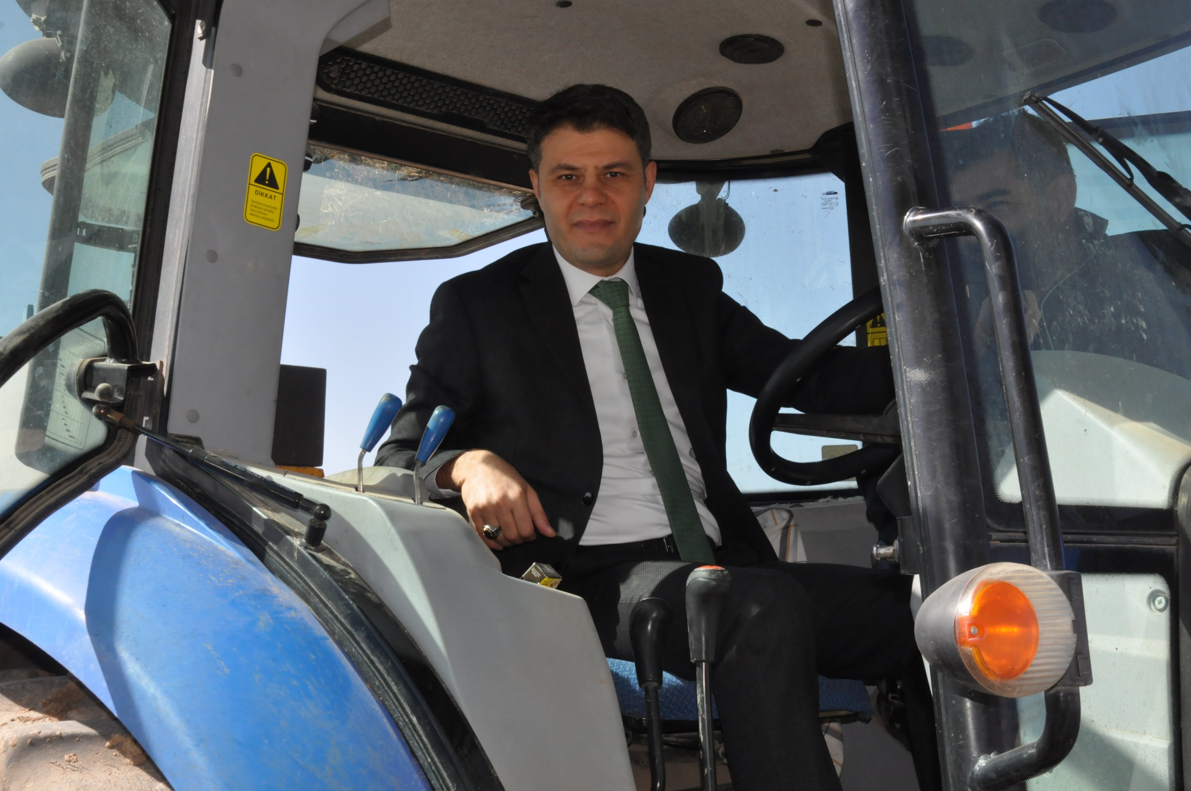 Kaymakam Çengel Patates Üreticisiyle Birlikte Ekime Katıldı