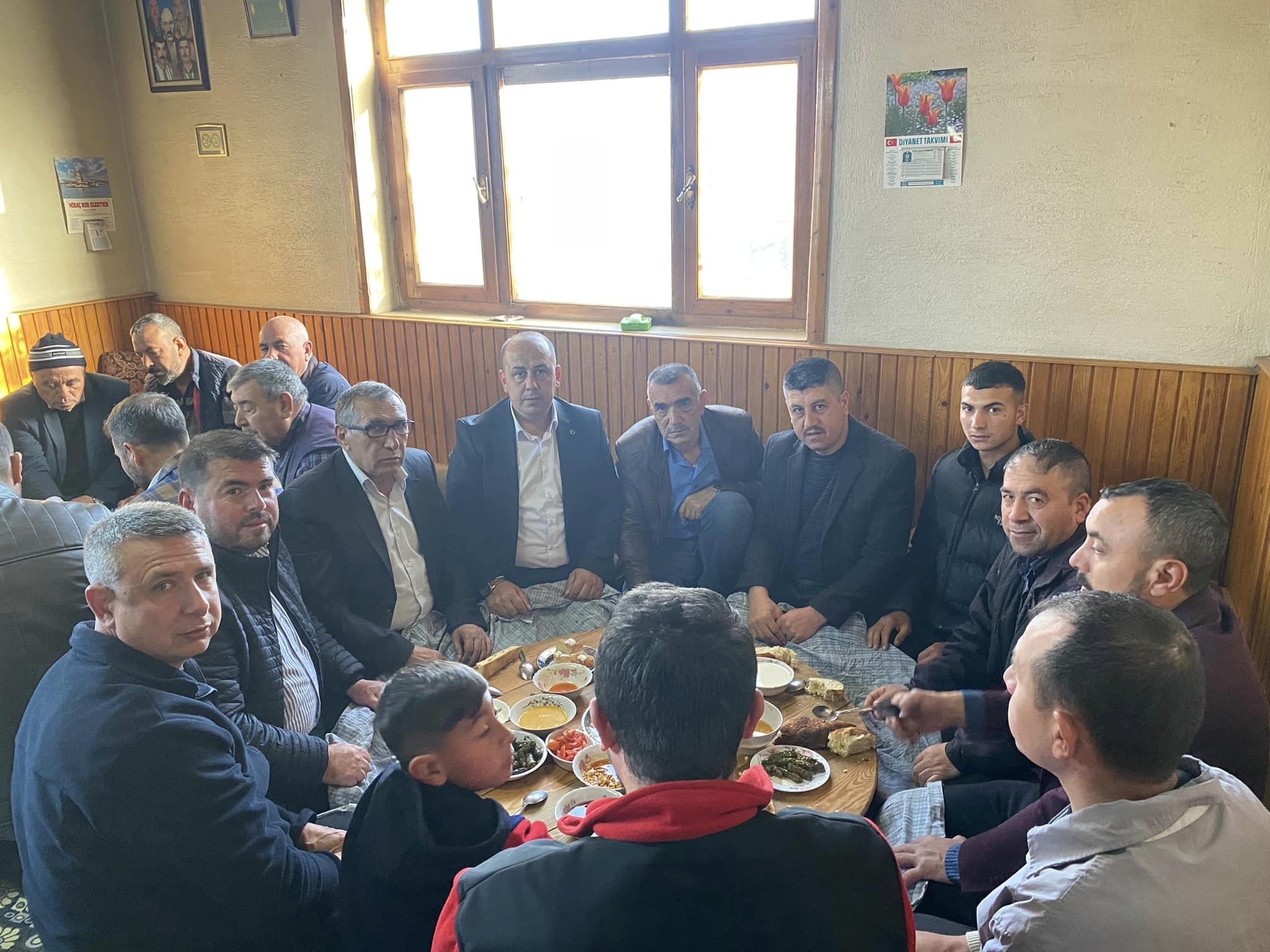Köy Odaları Geleneği Sürüyor Başkan Türkan Paylaştı
