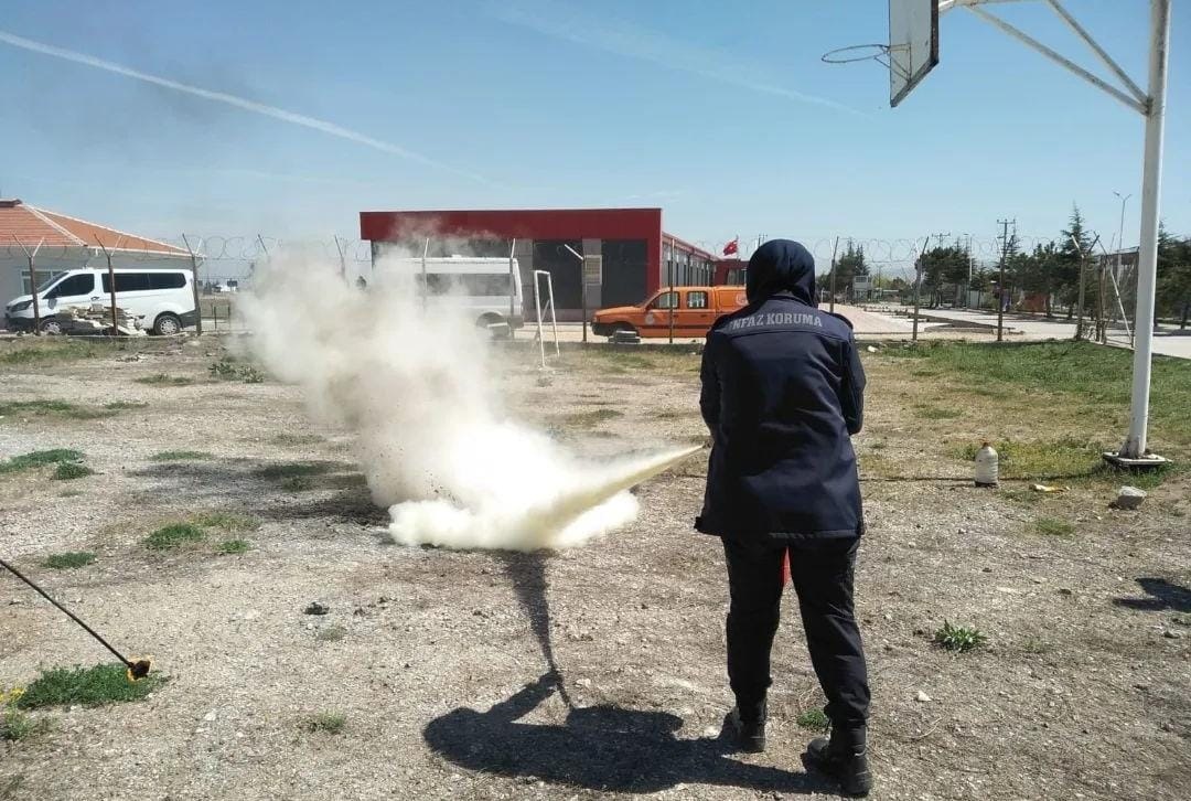 Ceza İnfaz Kurumu Personeli AFAD Tarafından Eğitimden Geçirildi