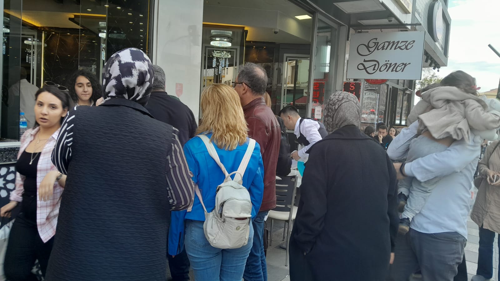 Ramazan Bayramı Tatilinde yerli ve yabancı turistten   Sucuk Döner’e yoğun ilgi