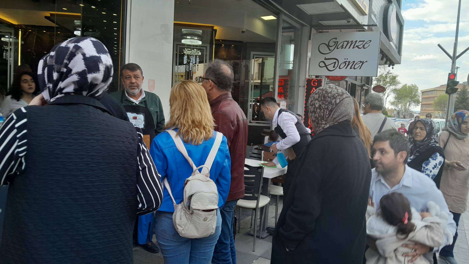 Ramazan Bayramı Tatilinde yerli ve yabancı turistten   Sucuk Döner’e yoğun ilgi