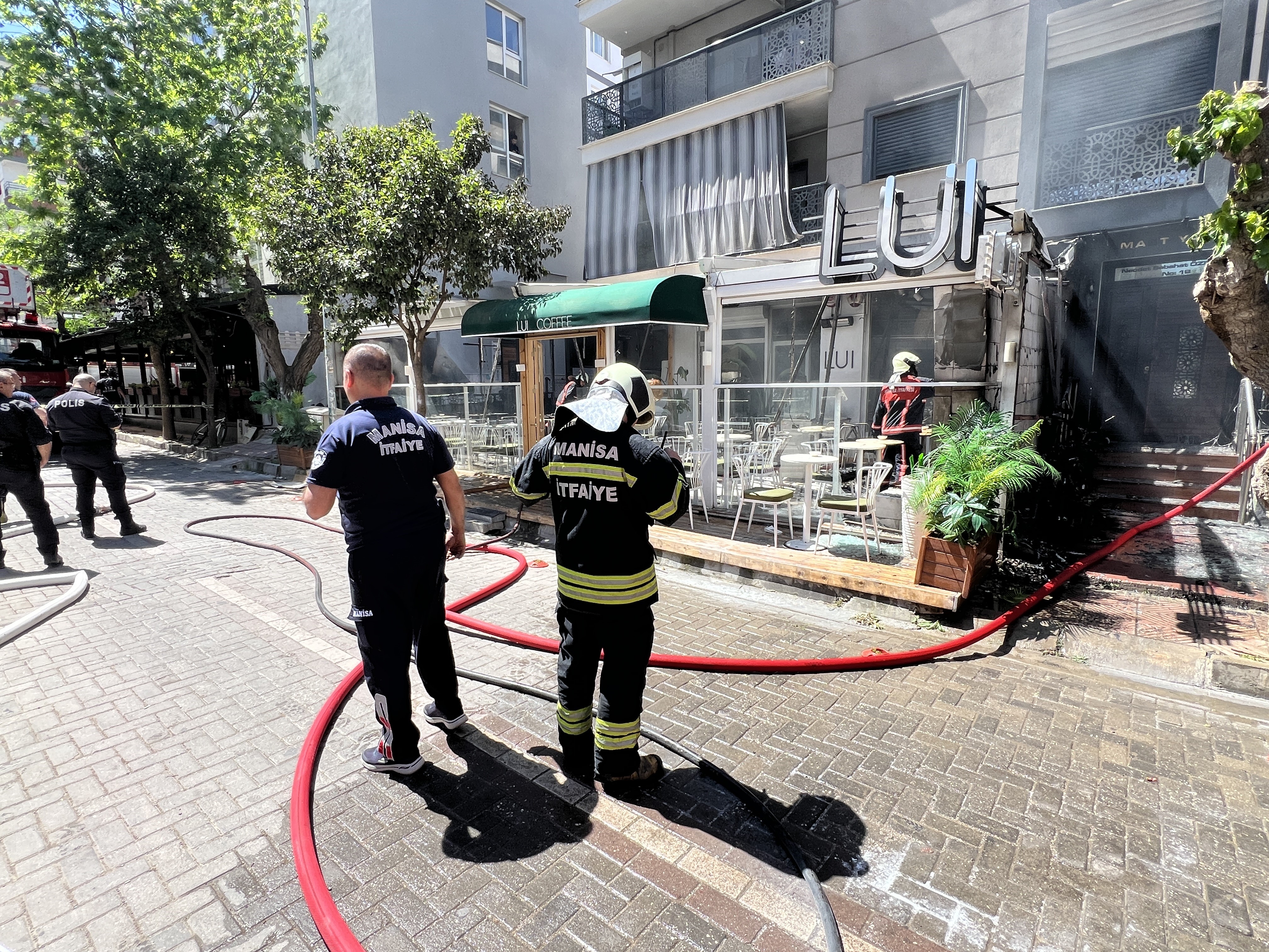 Kafede Çıkan Yangın Korkuttu