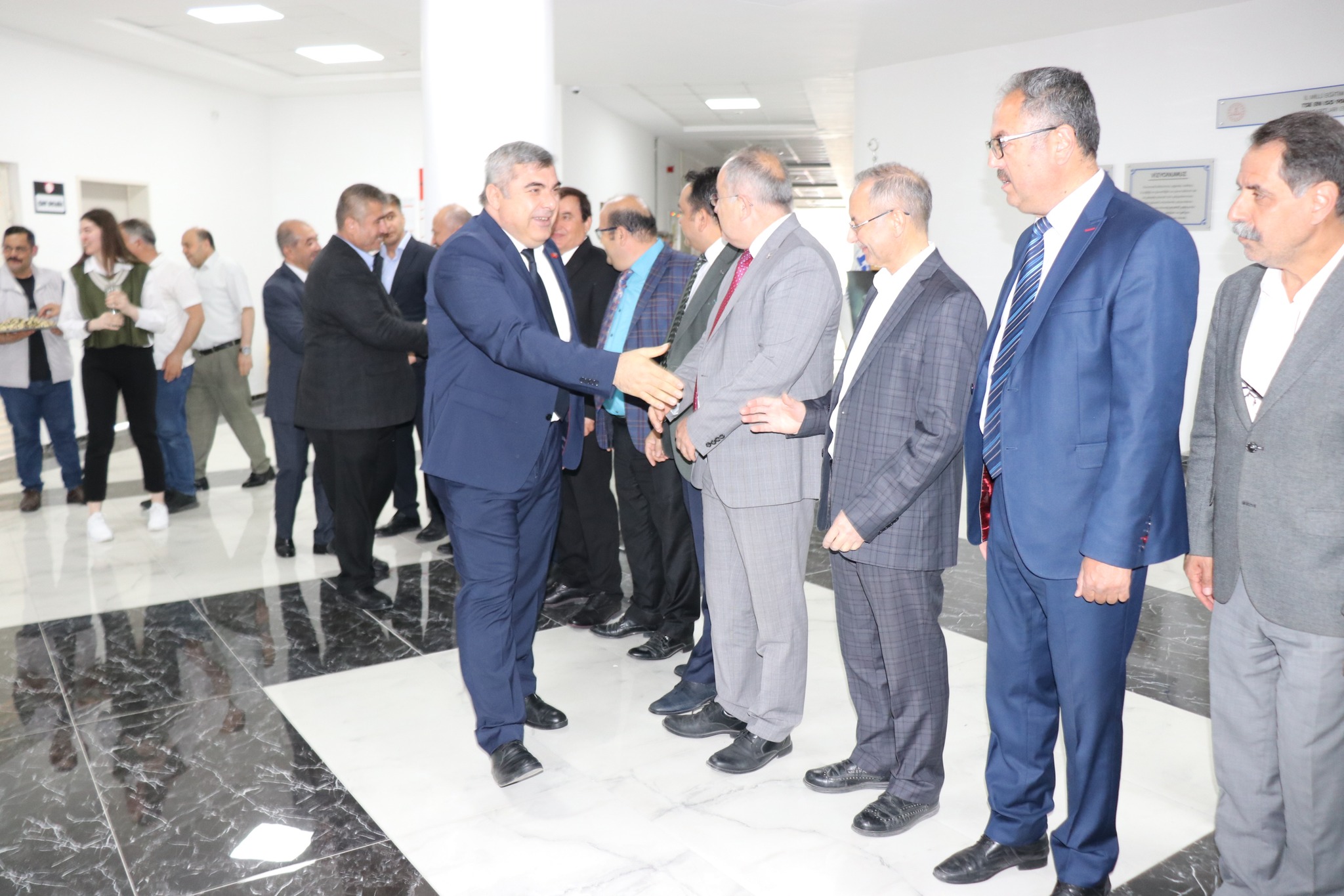 Bayram Tatili Sonrası  Sünnetci'nin Katılımıyla Program Düzenlendi