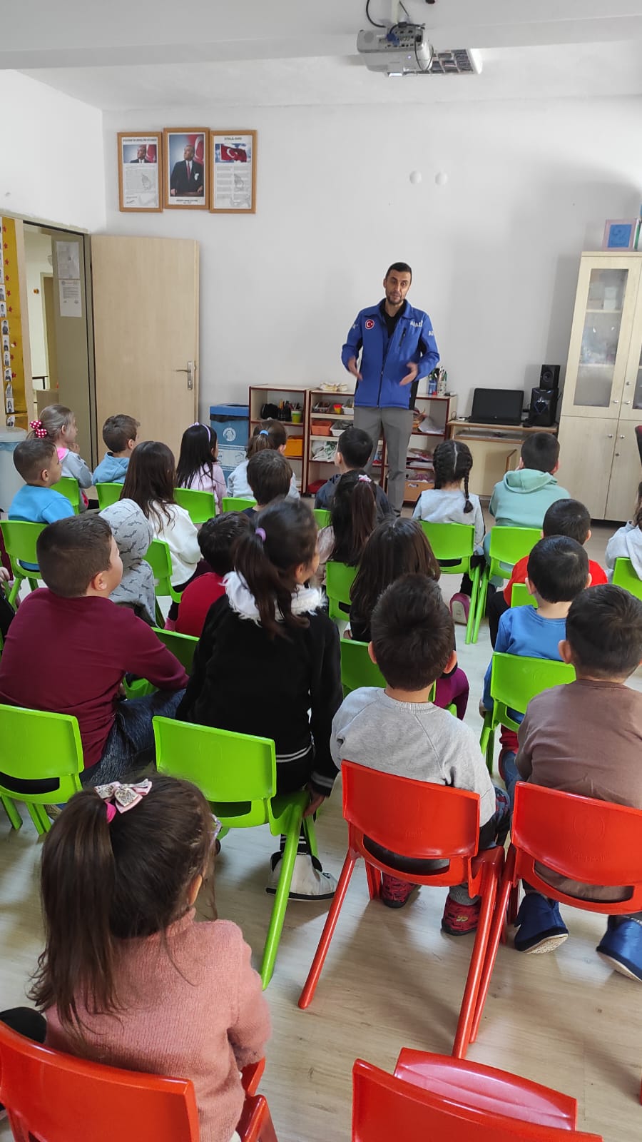 Melek Peyker'in Minikleri Eğitimlerden Tam Not Aldı