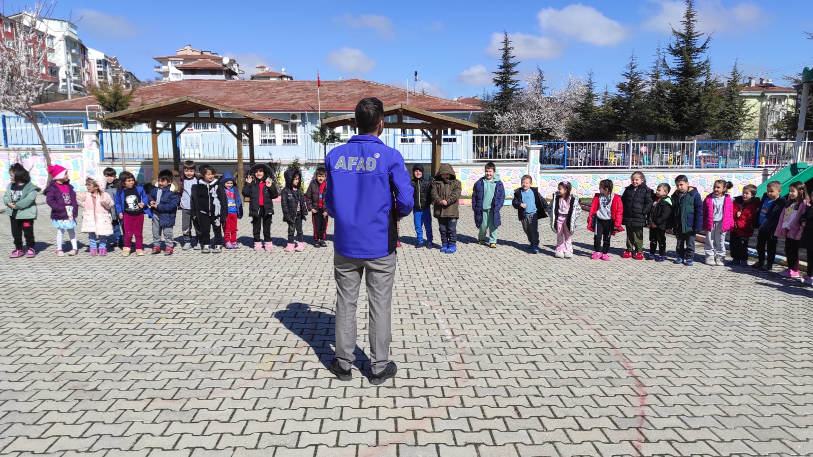 Melek Peyker'in Minikleri Eğitimlerden Tam Not Aldı