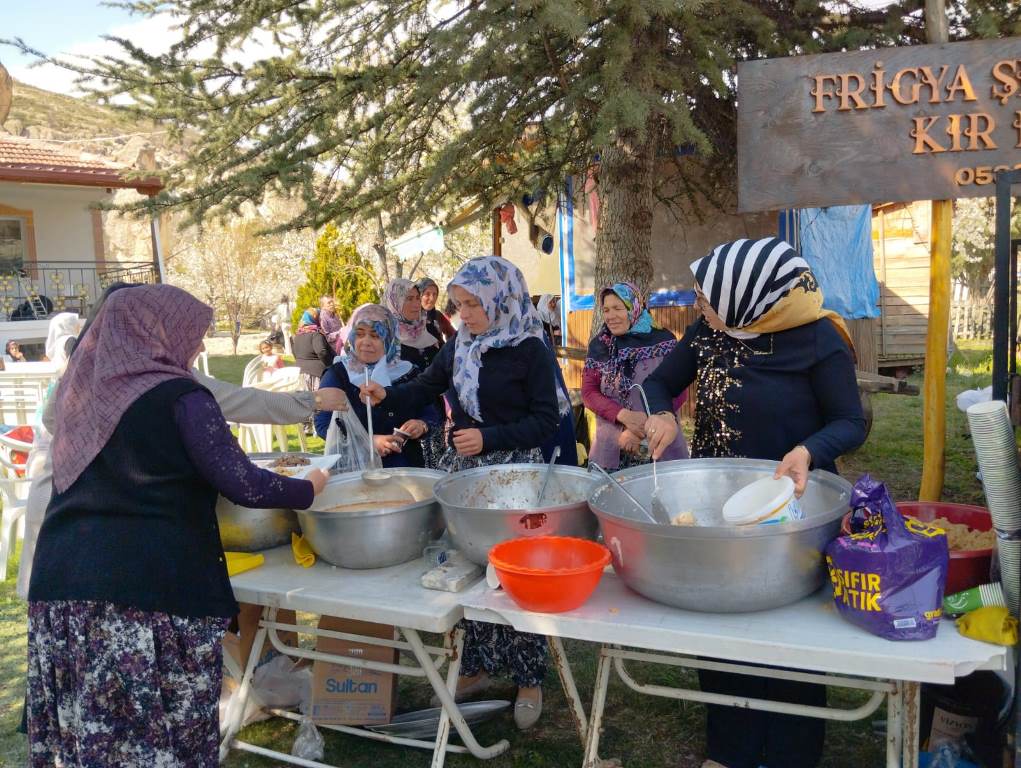 SAKLI KALMIŞ BİR HAZİNE GİBİ KORUNUYOR
