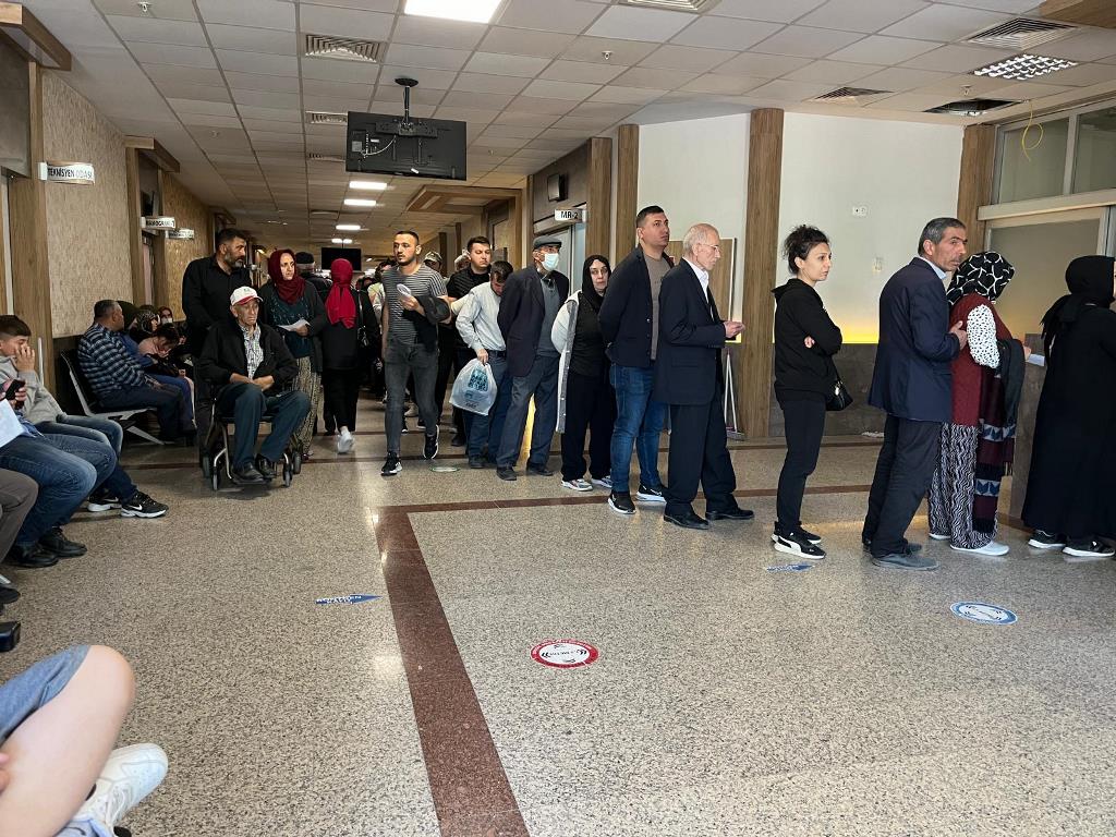 HASTANELERDE BAYRAM SONU YOĞUNLUĞU