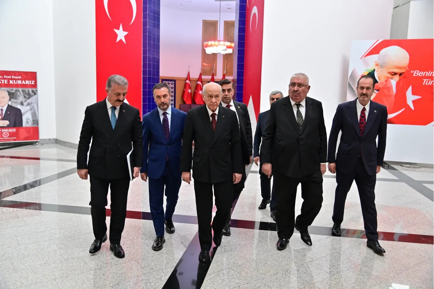 MHP'nin yeni başkanlık divanı belli oldu