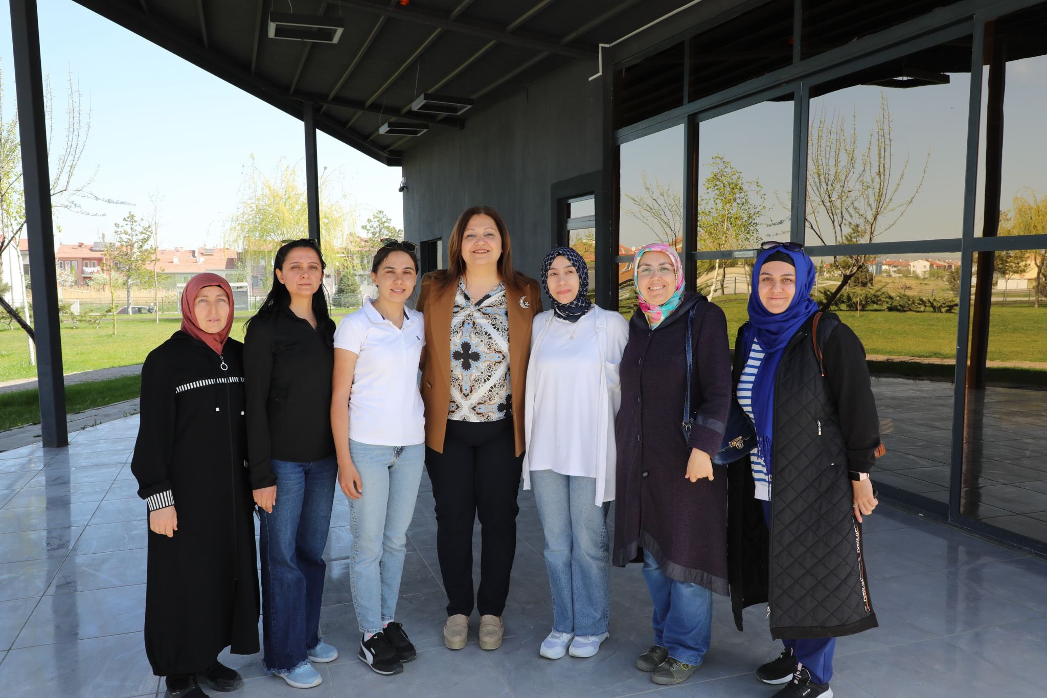 BAŞKAN KÖKSAL OKULLAR ARASI KANO YARIŞLARINI İZLEDİ