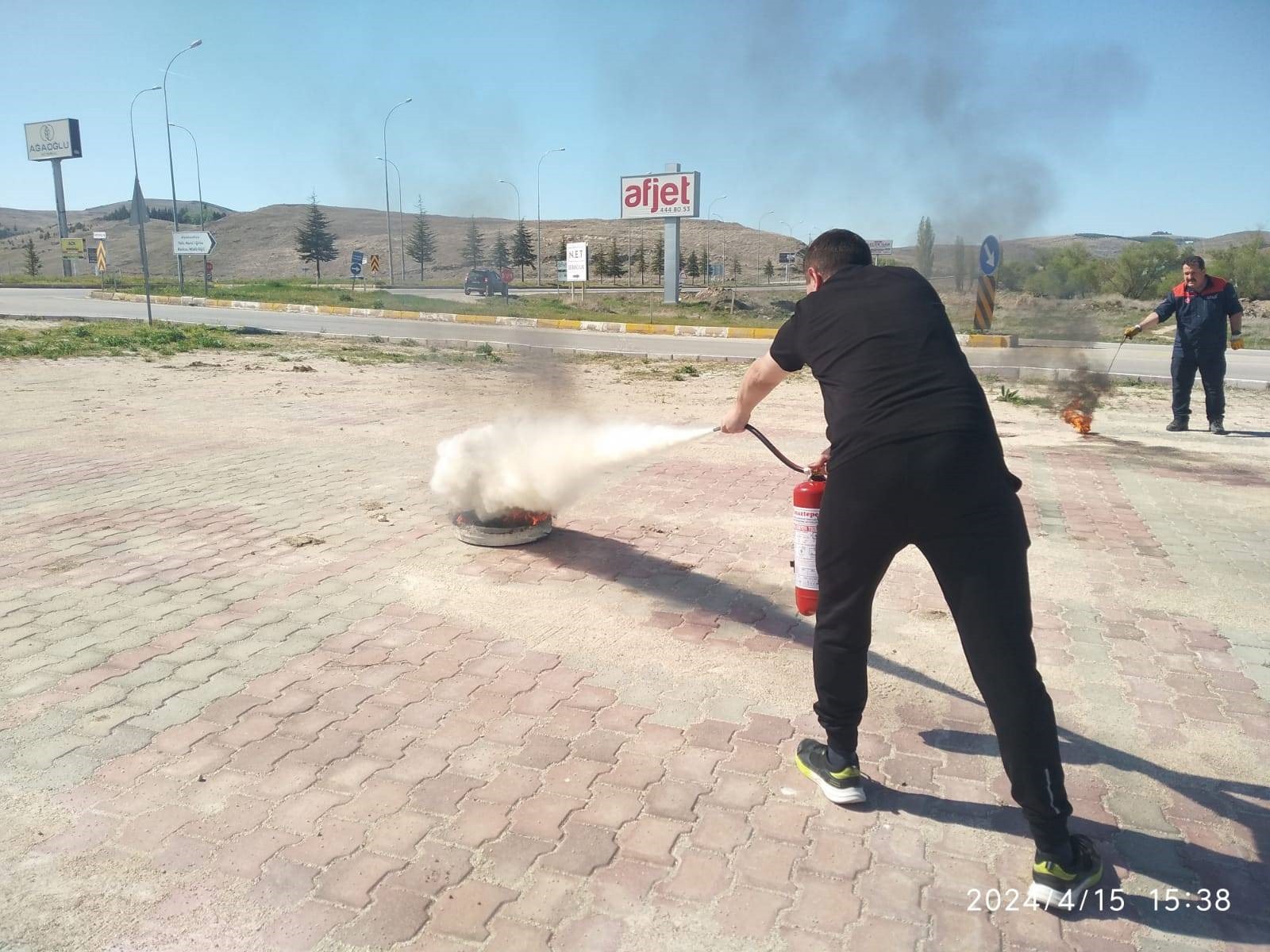 POLİS MORAL EĞİTİM MERKEZİ EĞİTİMDEN GEÇTİ