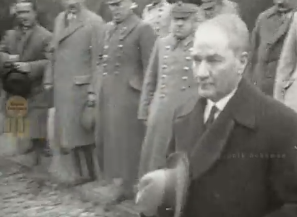 İşte Atatürk'ün Afyon Ziyareti 93 Yıl Sonra Yeni Görüntüler Ortaya Çıktı