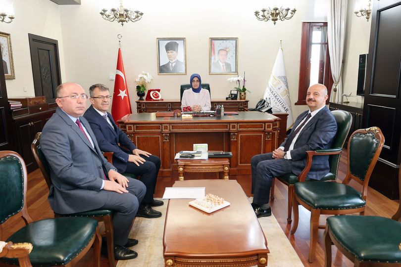 VALİ YİĞİTBAŞI, YATIRIMLARI DEĞERLENDİRDİ
