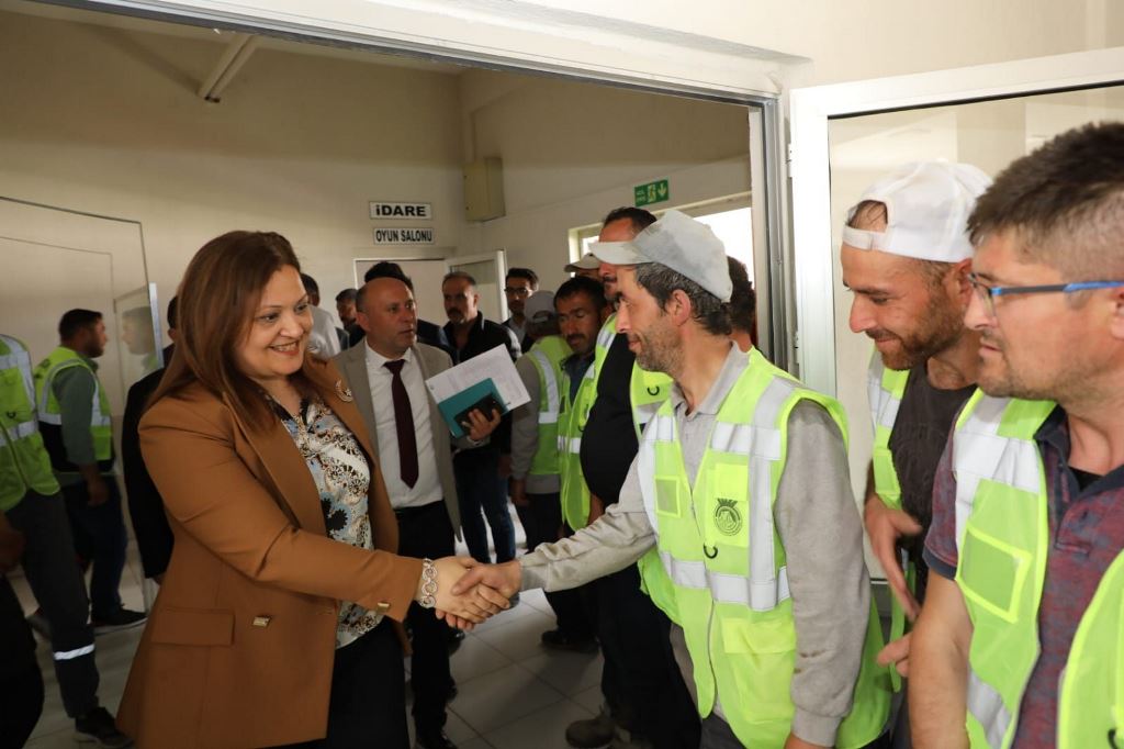 BAŞKAN KÖKSAL DIŞ BİRİMLERİ İNCELİYOR