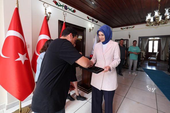 Vali Yiğitbaşı  Basın Mensuplarının Bayramını Kutladı