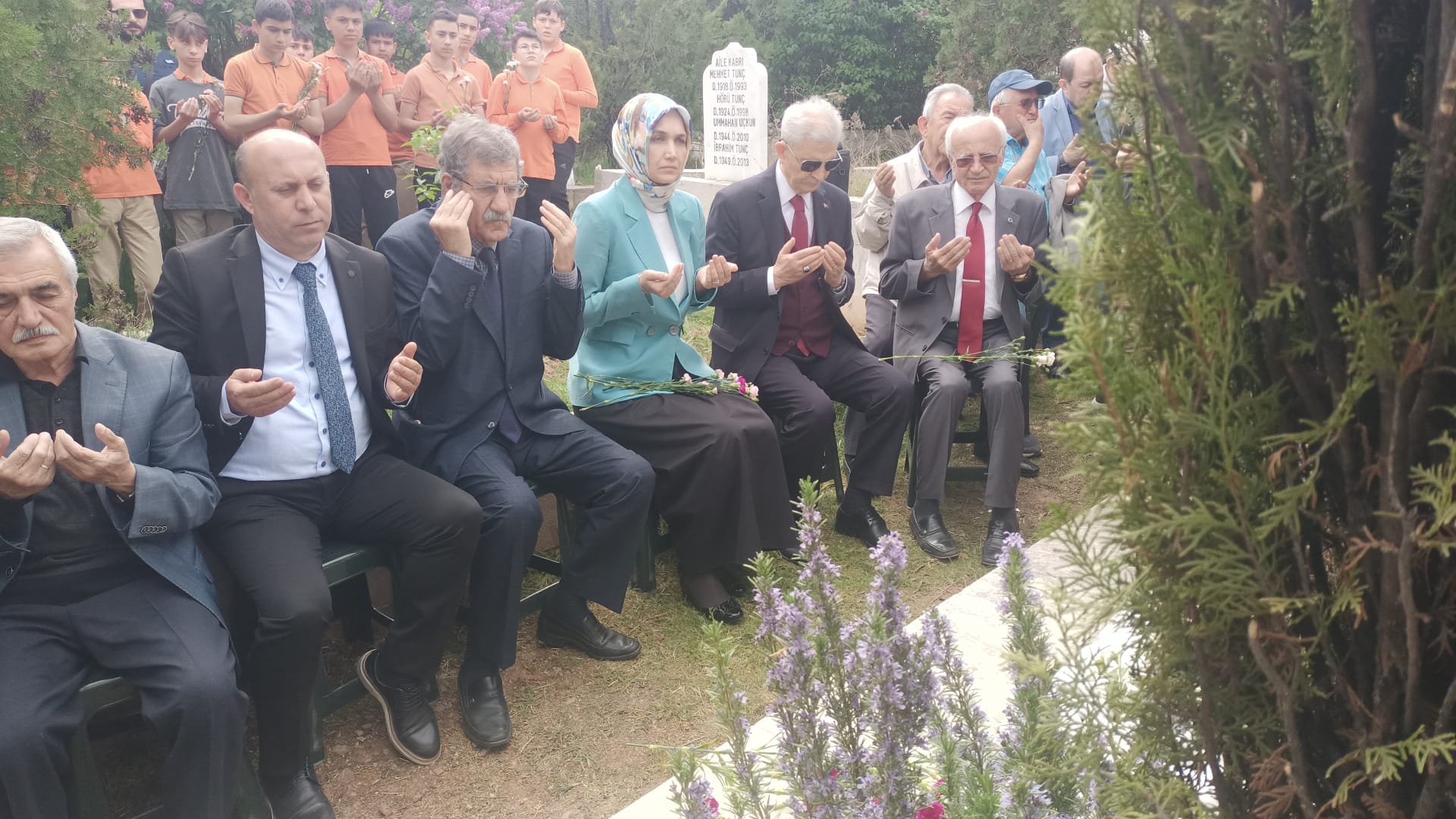 Şair Osman Atilla Vefatının 46'ıncı Yılında Mezarı Başında Anıldı