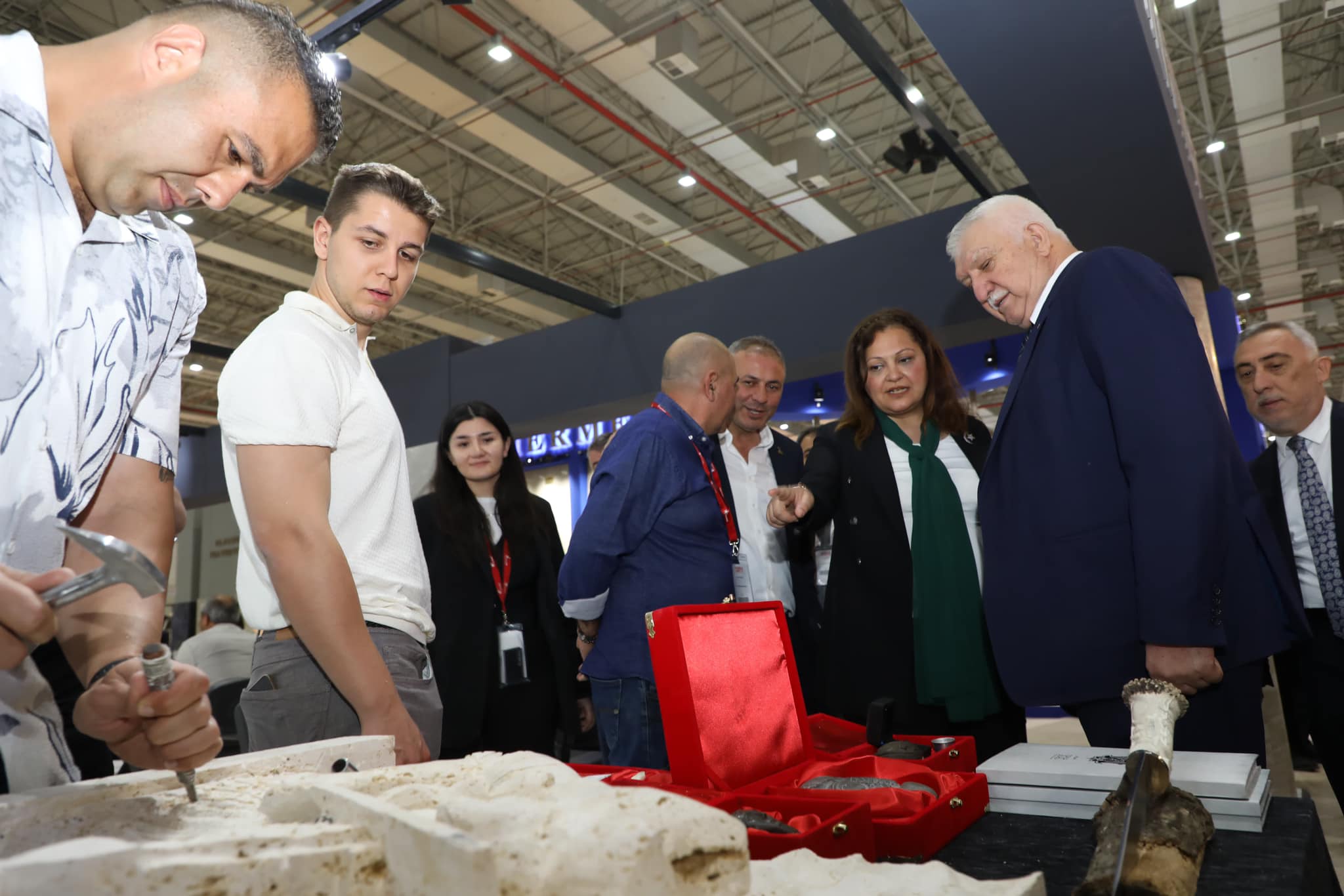 Başkan Köksal Marble İzmir Uluslararası Doğaltaş ve Teknolojileri Fuarı’na katıldı