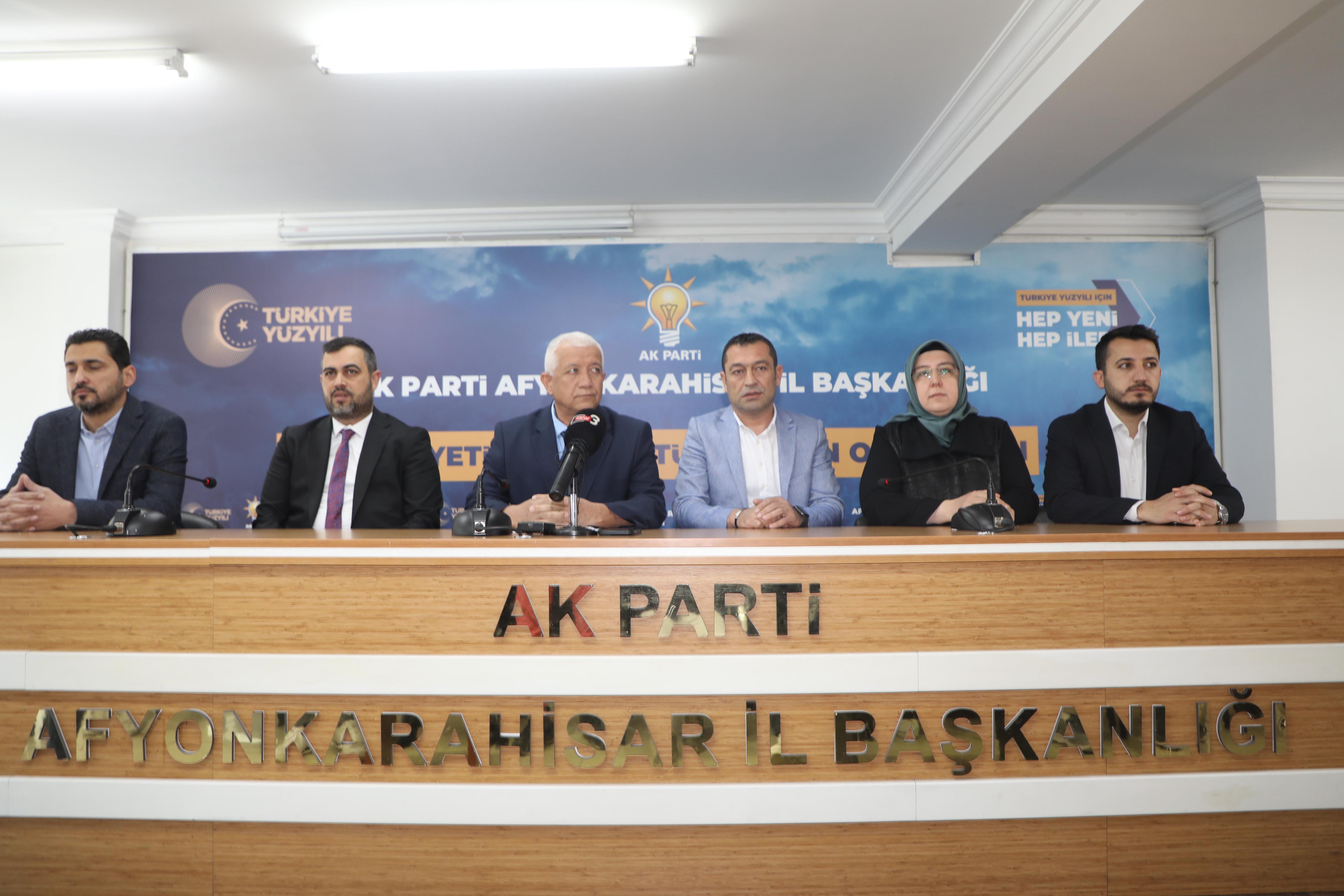 AK Parti Afyonkarahisar İl Başkanı Menteş, CHP'li Köksal’ı Eleştirdi!