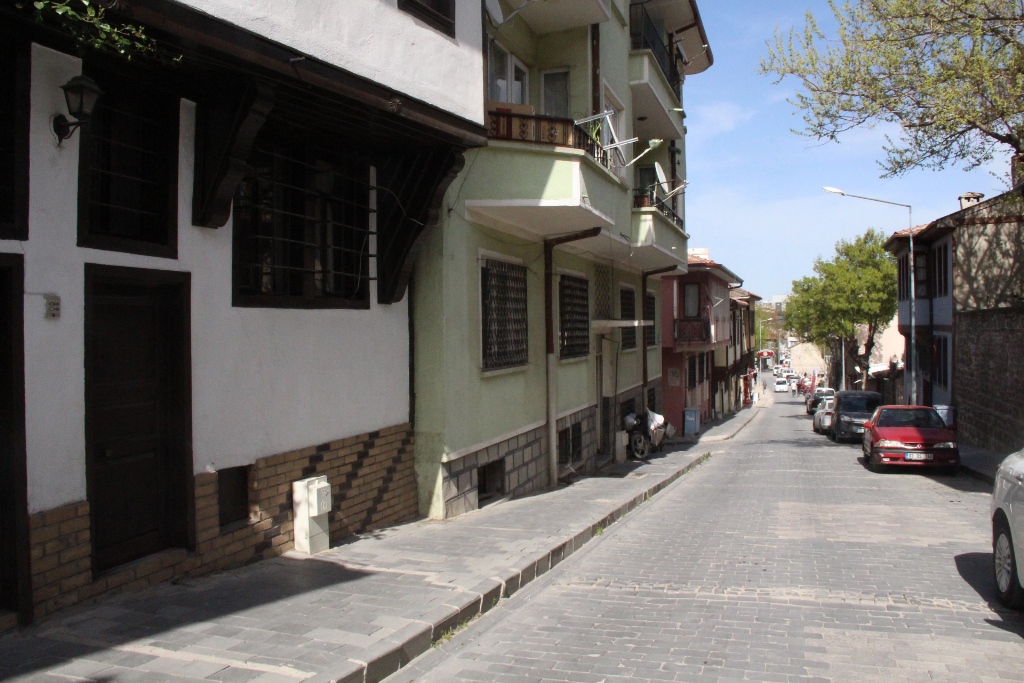 MAHALLE EŞRAFININ BAŞKAN KÖKSAL'DAN İSTEĞİ VAR
