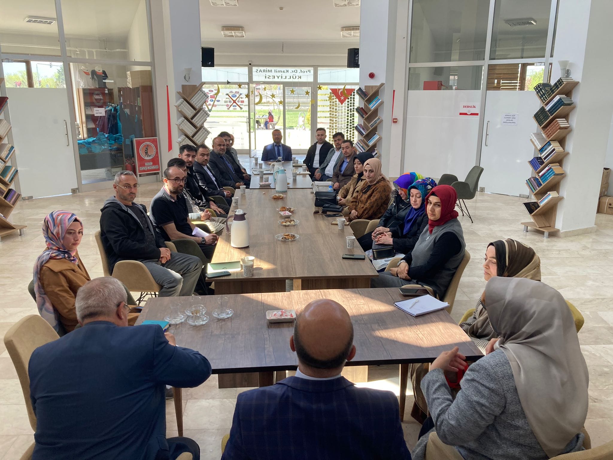 Müftü İmamoğlu Manevi Rehberler İstişare Toplantısına Katıldı