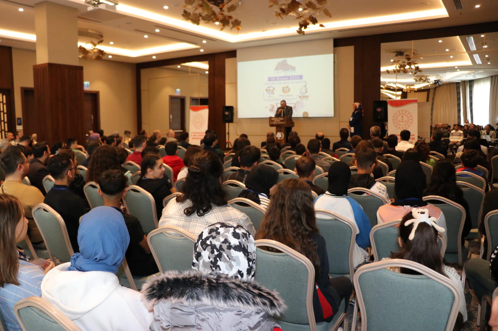 SÜNNETCİ, "KODLAKARAHİSAR HACKATHON YARIŞMASI"NA KATILDI…